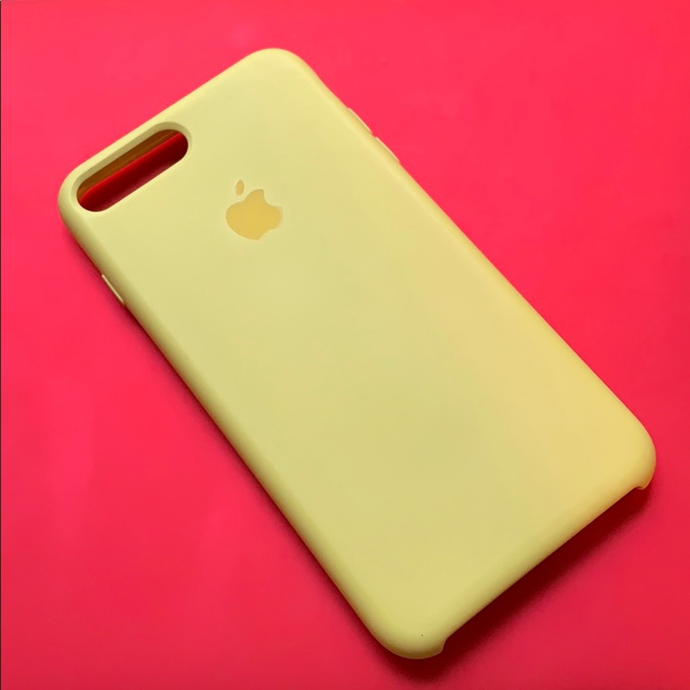 YELLOW SILICONE IPHONE CASE 7/8 PLUS